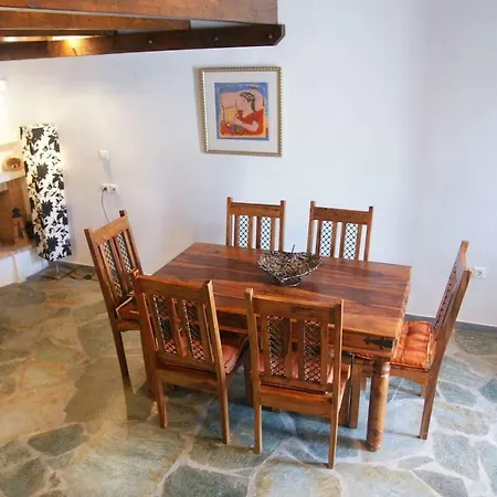 Dryopida House