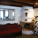 Dryopida House Daire
