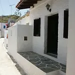 Dryopida House Daire