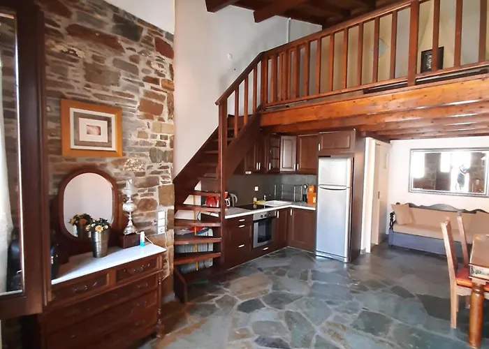 Appartement Dryopida House